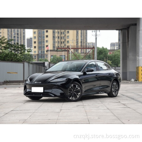 Nuovo Design BYD Electric Car Seal EV Car 2022 China Electric Sports Auto BYD sigillo da 650 km da 700 km Spot disponibile